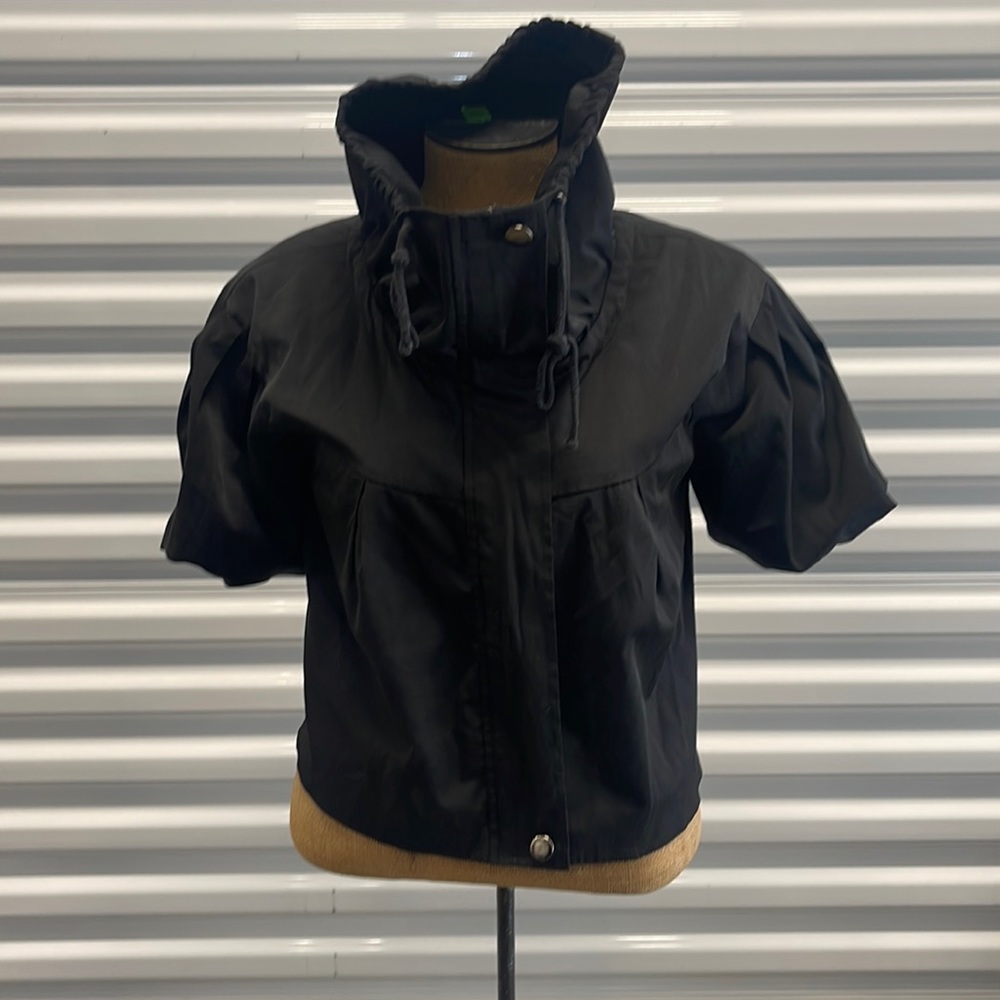 BLACK TOP CROP JACKET